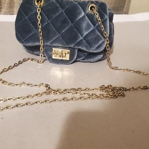 MAE LI ROSE MINI CROSSBODY LITTLE GIRLS. BLUE VELVET GOLD HARDWARE.